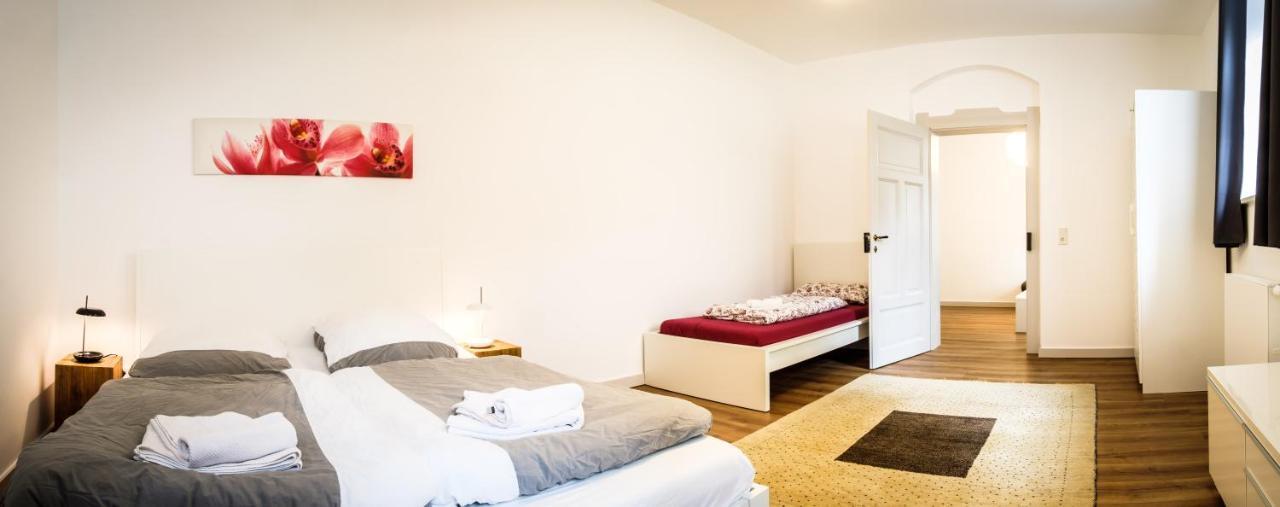 Wunderschoene Wohnung In Sanierter Villa! Incl Wifi Dresden Buitenkant foto